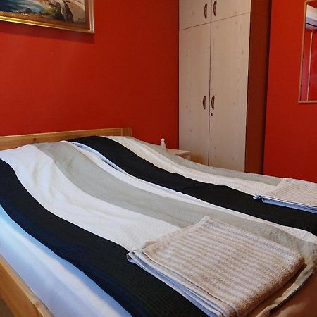 באלאטונפורד Napfeny Villa מראה חיצוני תמונה