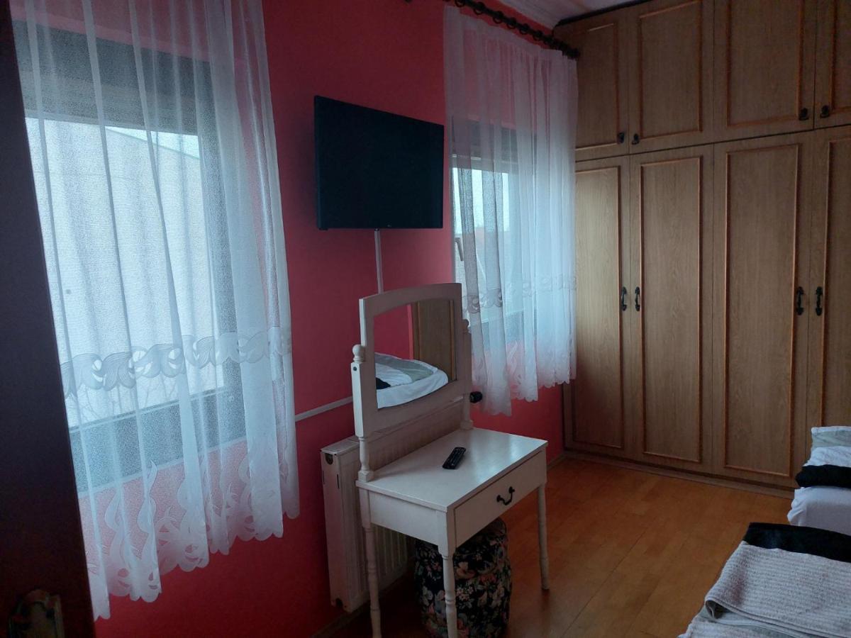 באלאטונפורד Napfeny Villa מראה חיצוני תמונה