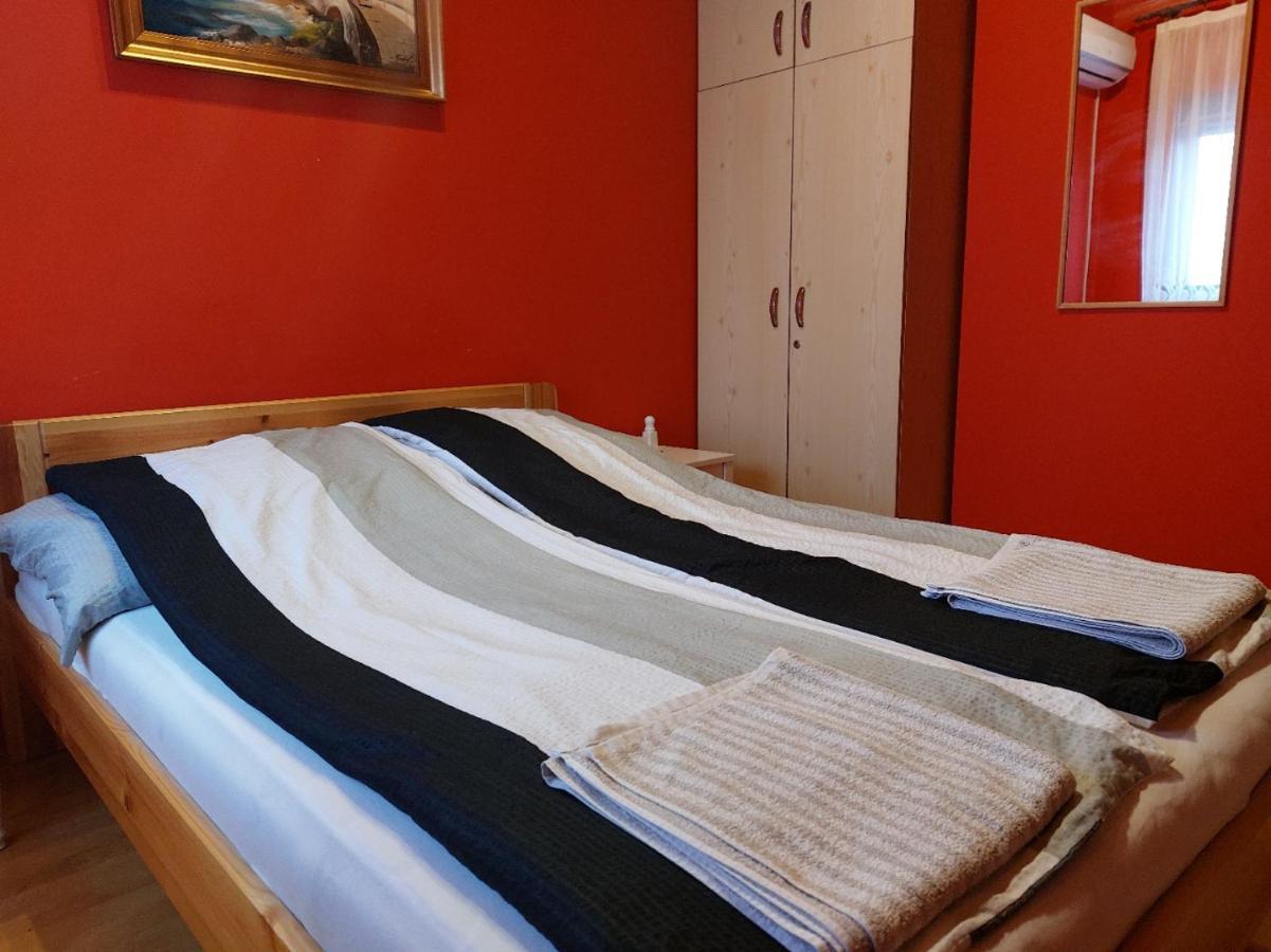 באלאטונפורד Napfeny Villa מראה חיצוני תמונה